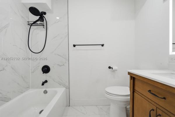 Ionian Plaza, 110 Salamanca Ave #202, Coral Gables, Florida 33134, image 3