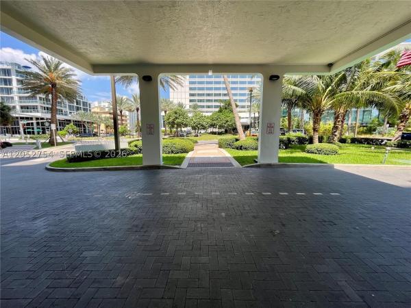 Triton Tower, 2899 Collins Ave #724, Miami Beach, Florida 33140, image 2