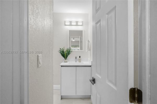North Andrews Gardens, 4730 NE 2nd Ave, Oakland Park, Florida 33334, image 3