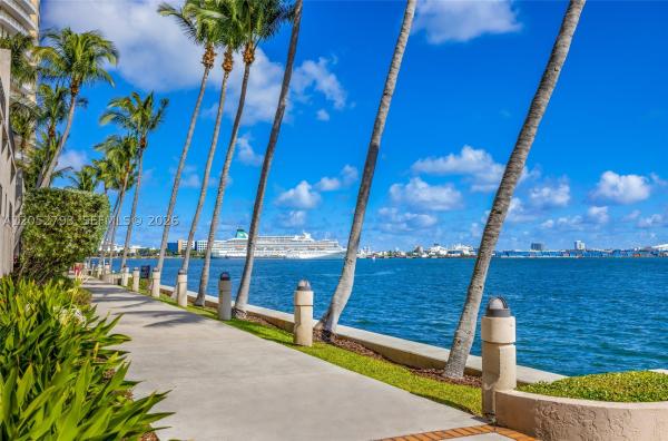 Brickell Key Two, 540 Brickell Key Dr #809, Miami, Florida 33131, image 2