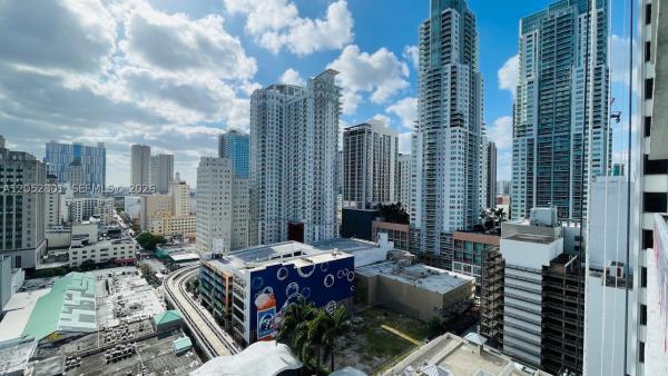 50 Biscayne, 50 Biscayne Blvd #1701, Miami, Florida 33132, image 2
