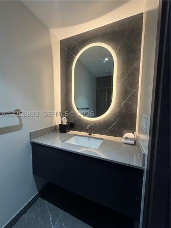 20 NE 11th St #5303, Miami, Florida 33132, image 3