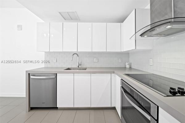 Canvas, 1600 NE 1st Ave #2420, Miami, Florida 33132, image 2