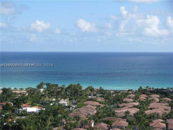 Turnberry Towers, 19355 Turnberry Way #22C, Aventura, Florida 33180, image 3
