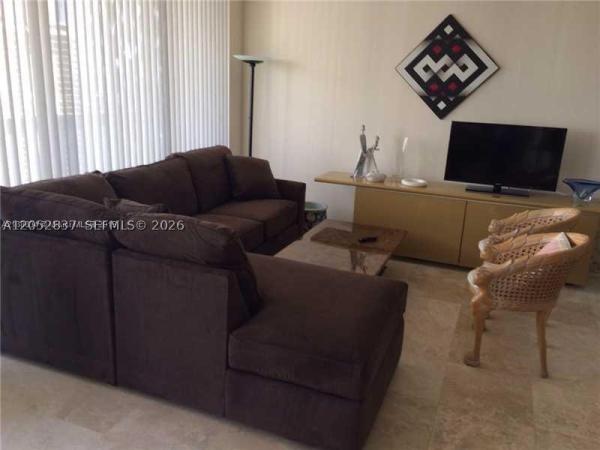 Turnberry Towers, 19355 Turnberry Way #22C, Aventura, Florida 33180, image 2