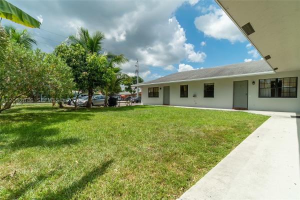 Central Oakland Park, Oakland Park, Florida 33334, image 2