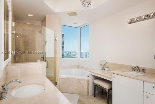 The Parc At Turnberry Isle, 19400 Turnberry Way #PH-221, Aventura, Florida 33180, image 2