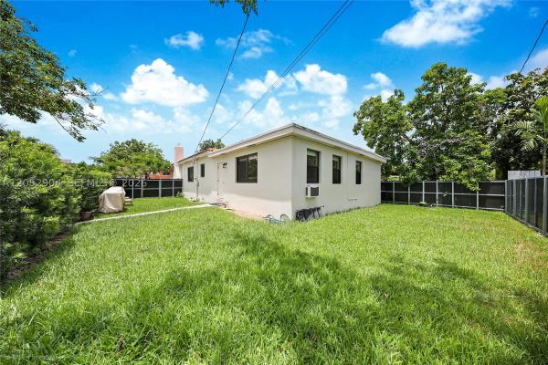 Tamiami Pines, 3640 SW 11th St, Miami, Florida 33135, image 3