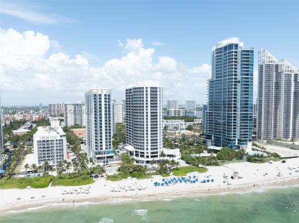 DoubleTree By Hilton Ocean Point Resort & Spa, 17375 Collins Ave #2101, Sunny Isles Beach, Florida 33160, image 3