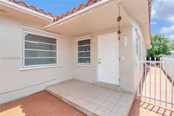 2476 SW 17th St #Rear, Miami, Florida 33145, image 3
