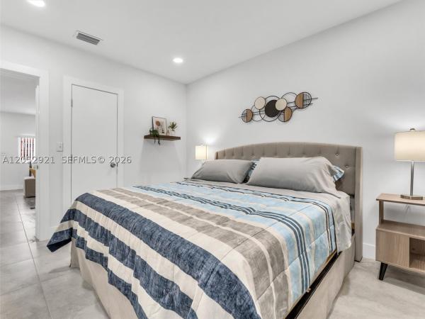 Floree, Miami, Florida 33127, image 1