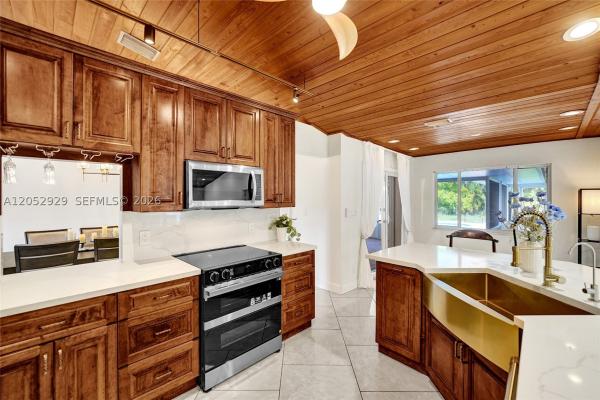 Oak Hill, 2255 SW 145th Ave, Davie, Florida 33325, image 2