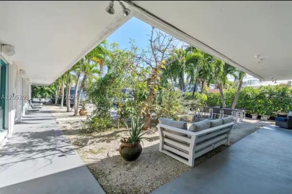 Hollywood Central Beach, 333 Palm St, Hollywood, Florida 33019, image 2