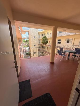 1747 Rodman St #306, Hallandale Beach, Florida 33020, image 2