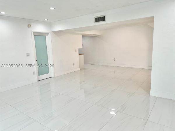 7401 SW 82nd St #303S, Unincorporated Dade County, Florida 33143, image 2