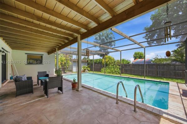 Pine Manor, 225 NW 15th St, Homestead, Florida 33030, image 3