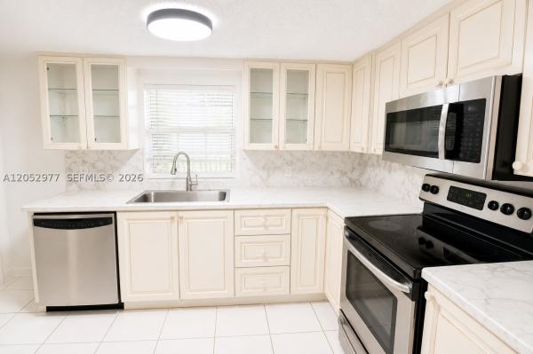 Seminola City, 765 W 23rd St #1, Hialeah, Florida 33010, image 2