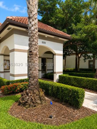 Hollywood Parc, 530 S Park Rd #24-11, Hollywood, Florida 33021, image 2
