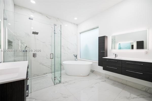 Bay Isle, 2497 Bay Isle Dr, Weston, Florida 33327, image 3