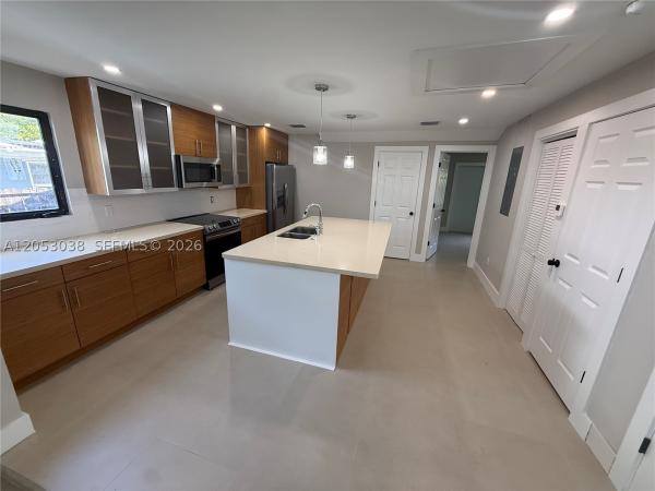 Hollywood Beach Heights, 6125 Call St, Hollywood, Florida 33024, image 2