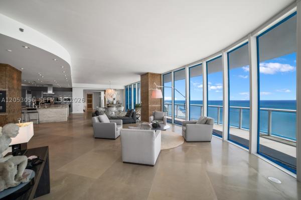 Continuum On South Beach The South Tower, 100 S Pointe Dr #2905, Miami Beach, Florida 33139, image 2