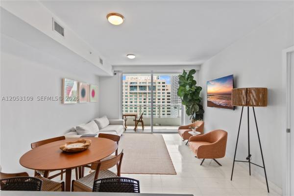 The Bond On Brickell, 1080 Brickell Ave #1602, Miami, Florida 33131, image 2
