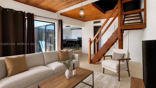 Windmill Gate, 6439 Lemon Tree Ln, Miami Lakes, Florida 33014, image 3