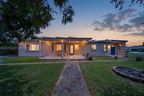 10141 SW 46th St, Unincorporated Dade County, Florida 33165, image 1