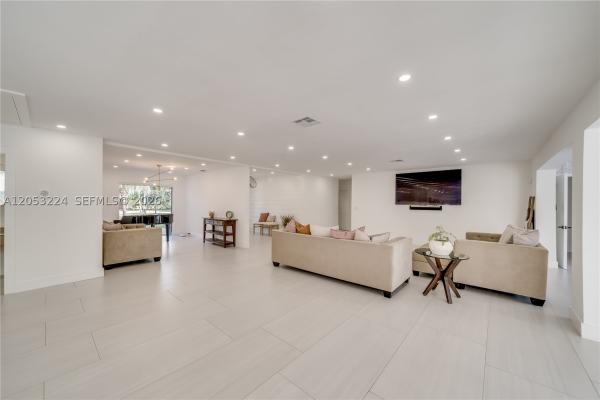 Emerald Hills, 3400 N Park Rd, Hollywood, Florida 33021, image 2