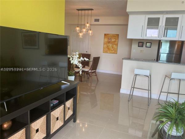 1800 Biscayne Plaza, 275 NE 18th St #809, Miami, Florida 33132, image 3