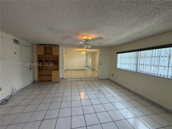 Sun Tan Village, 881 E 14th St, Hialeah, Florida 33010, image 2