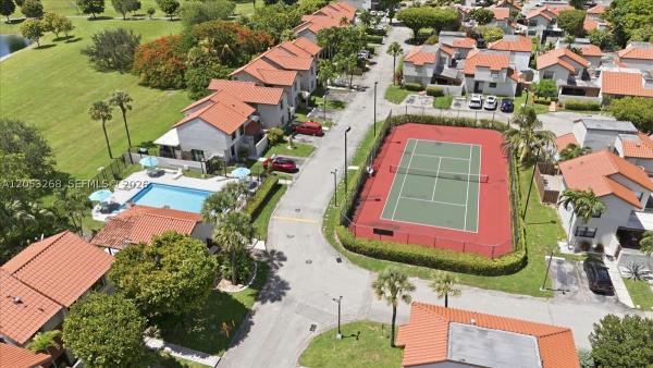 10339 NW 9th St Cir #2-2, Unincorporated Dade County, Florida 33172, image 2