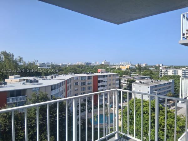 3 Horizons North, 1470 NE 125th Ter #812, North Miami, Florida 33161, image 1