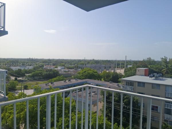 3 Horizons North, 1470 NE 125th Ter #812, North Miami, Florida 33161, image 3