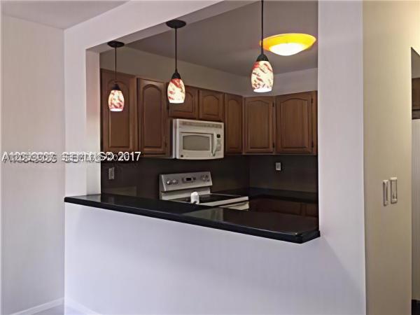 8185 NW 7th St #101, Unincorporated Dade County, Florida 33126, image 2