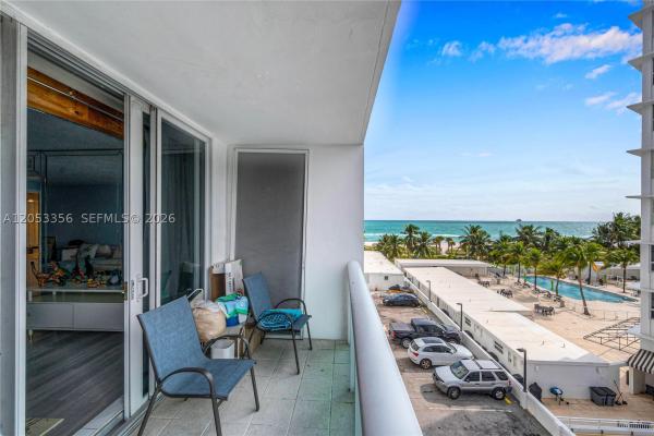 The Carriage Club, 5001 Collins Ave #4E, Miami Beach, Florida 33140, image 2