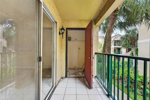 Savannah At Riverside, 995 Riverside Dr #120, Coral Springs, Florida 33071, image 3