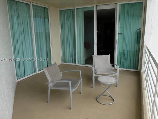 Gallery One, 2670 E Sunrise Blvd #523, Fort Lauderdale, Florida 33304, image 2