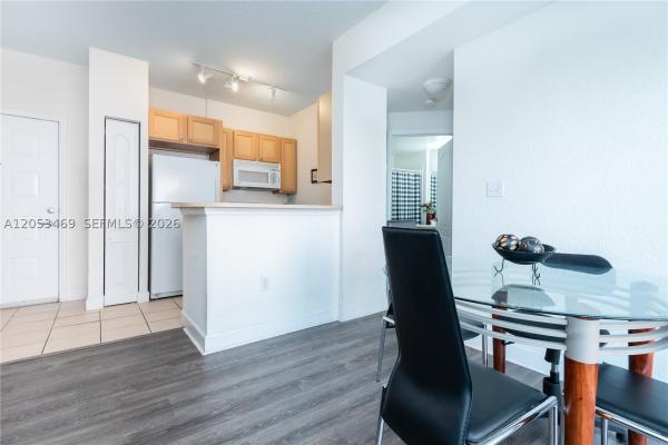 South Miami, Florida 33143, image 1