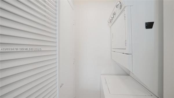 Miami, Florida 33132, image 2