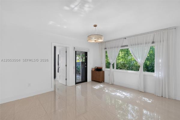 New Silver Crest, 2543 SW 15th St, Miami, Florida 33145, image 3