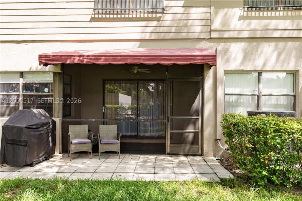 9159 Vineyard Lake Dr, Plantation, Florida 33324, image 3
