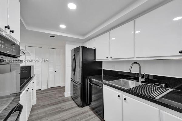 De Soto Park North, 1001 Three Islands Blvd #28, Hallandale Beach, Florida 33009, image 2