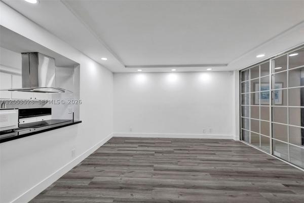 De Soto Park North, 1001 Three Islands Blvd #28, Hallandale Beach, Florida 33009, image 3