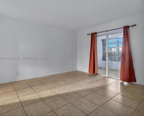 19105 NE 2nd Ave #2118, Unincorporated Dade County, Florida 33179, image 3