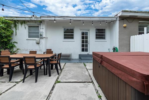 Tamiami Pines, 3629 SW 12th St #A, Miami, Florida 33135, image 3