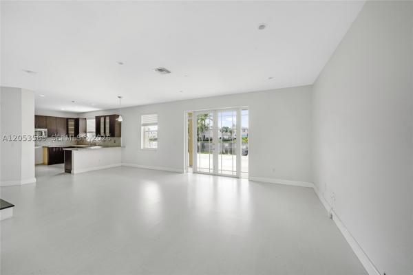 The Pointe At Pembroke Isles, 850 NW 168th Ave, Pembroke Pines, Florida 33028, image 3