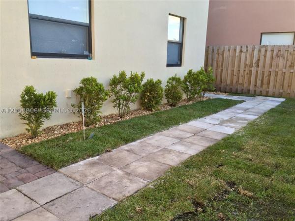 14435 SW 16th St, Unincorporated Dade County, Florida 33175, image 2