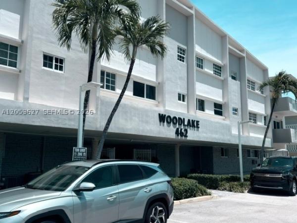 Woodlake, 462 Golden Isles Dr #203, Hallandale Beach, Florida 33009, image 3