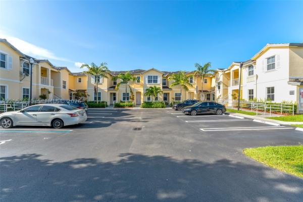 Fiji, 134 SE 28th Ter #10, Homestead, Florida 33033, image 2
